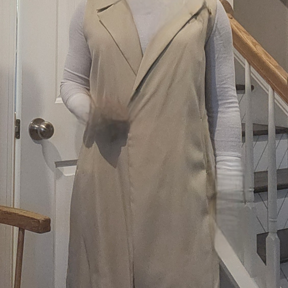 Forever 21 Cream Open-Front Vest